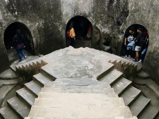 The rounding well