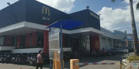 Zinc Restaurant and Bar