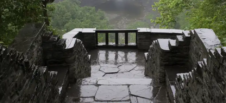 イタキ島のホテル