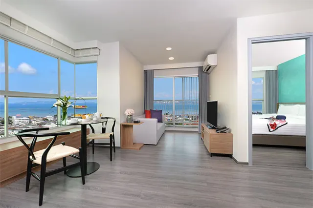 5 โรงแรมแนะนำ Staycation ริมทะเลพัทยา