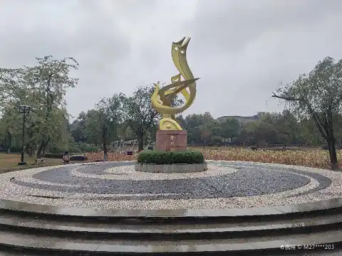 鄰近鳳凰山公園的酒店