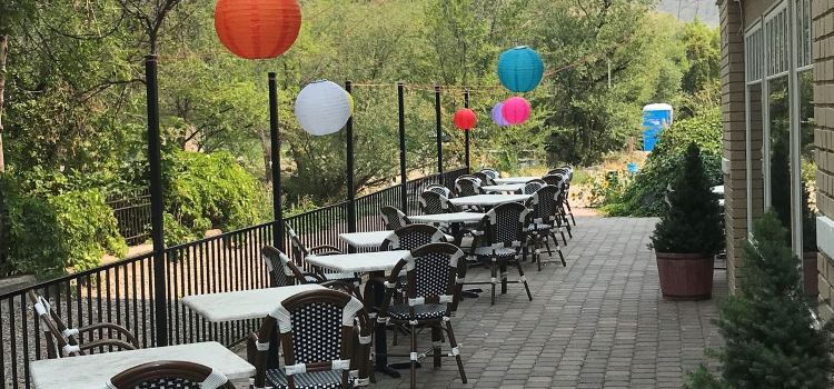 Portneuf Grille & Lounge