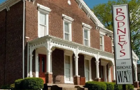 Rodney's on Broadway