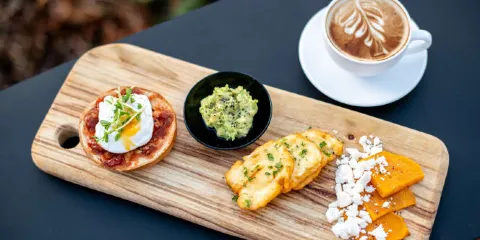 Paradiso Cafe & Cocktail Bar