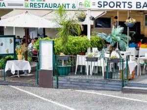 FX Restaurant & Sports Bar