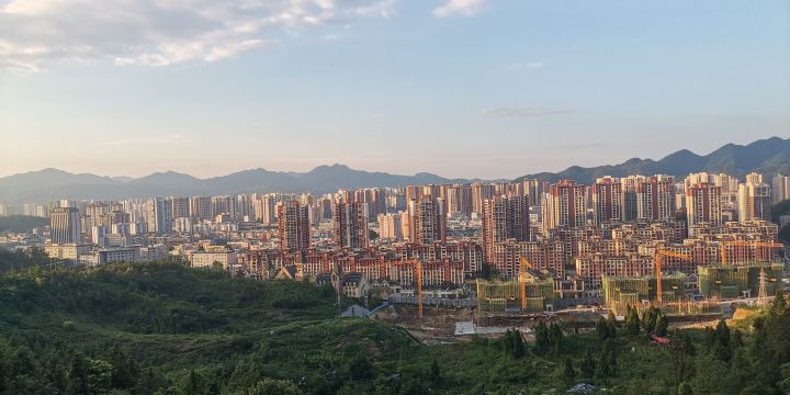Qing Mountain Forest Park