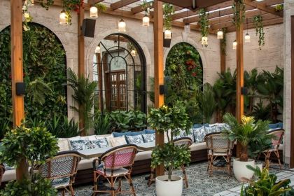 Home Restaurant & Bar