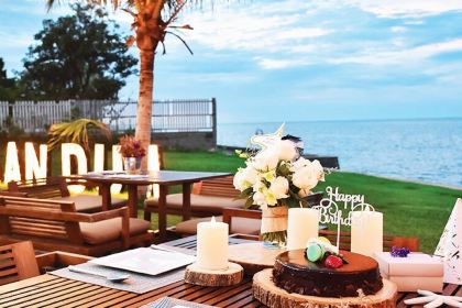 Baan Dum Oceanfront Seafood