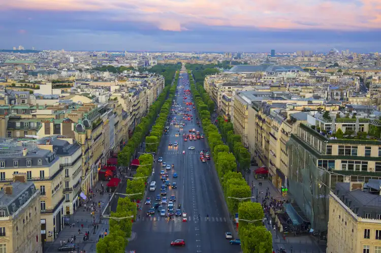 Hotels near Avenue des Champs-Élysées