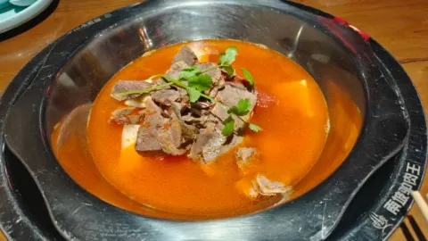 南坡驴肉王火锅(天逸公园店) in Yuncheng
