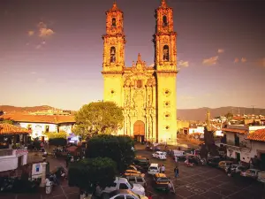 Santa Prisca Cathedral