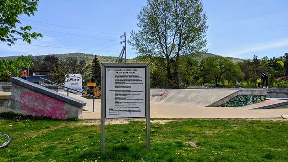 Charles R. Wood Park