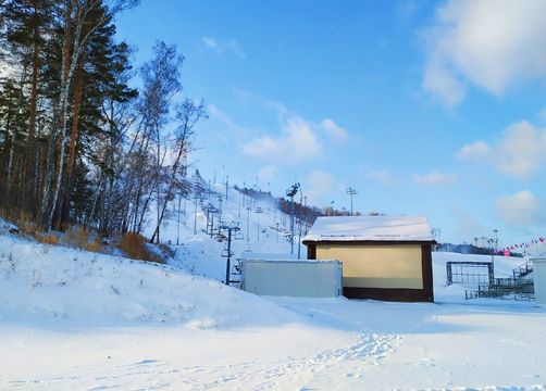 Nikolayevskaya Sopka, Gornolyzhnyy Kompleks