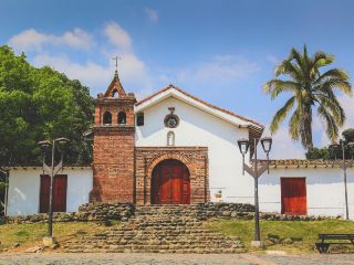 Hoteles cerca de Parque Panamericano