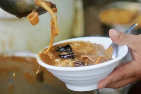 张记逍遥胡辣汤(大坑沿街店)