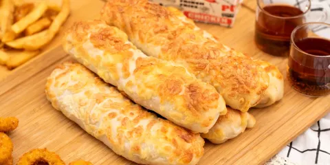 On The Table（The Crystal Ratchapruek）