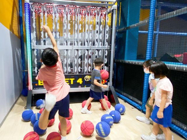 5000呎運動遊樂競技場超級動感玩樂區