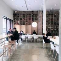 A Must Visit Coffee Shop in LA!