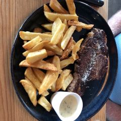 Le Pim'Pi Bistrot User Photo