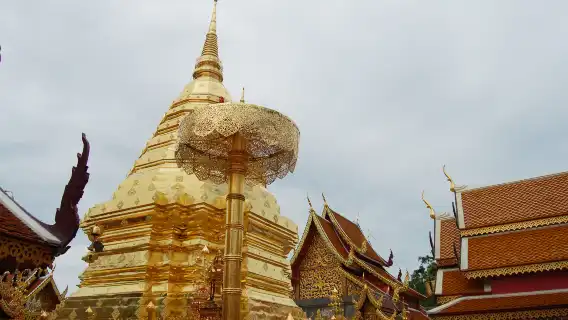 泰國清邁素貼山+悟孟寺+培山苗族村半日遊