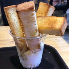 Tom N Toms User Photo