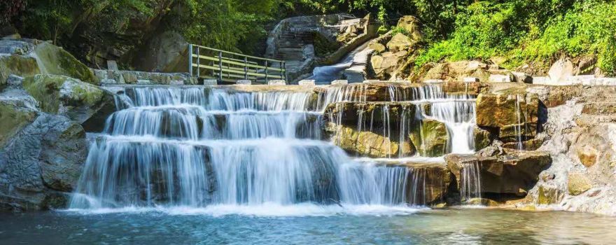 Yinghua Grand Canyon Rafting