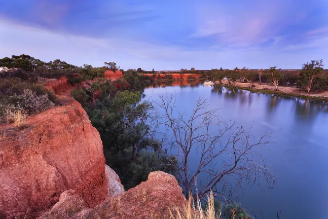 Hotels near Kings Billabong Nature Walk