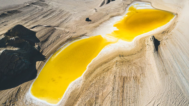 Eboliang Sulfur Lake