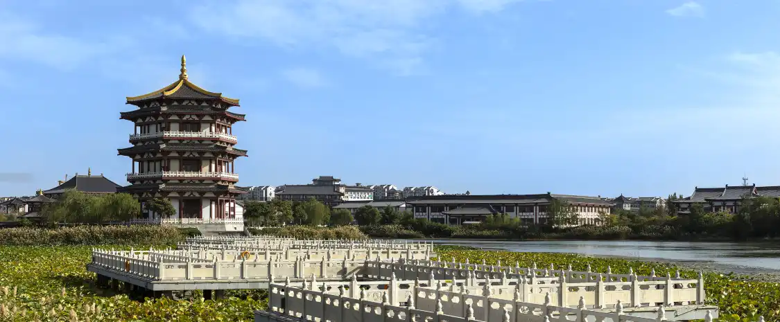 Hotel dekat Lingwu Xihu Park
