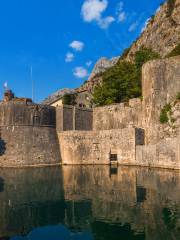 Kotor city walls