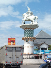 Nyi Ageng Serang Statue