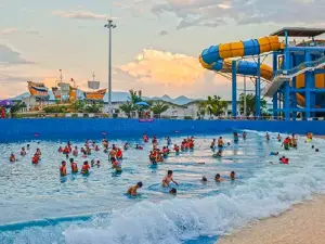 Yunmen Mountain Water Amusement Park