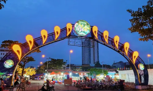 Son Tra Night Market