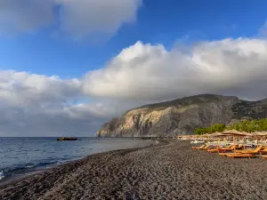 Kamari Beach