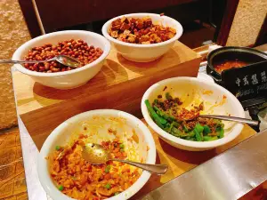 Qingchenghaoshengguoji Restaurant (mayaxicanting)