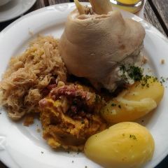 WEISSES BRÄUHAUS IM TAL張用戶圖片