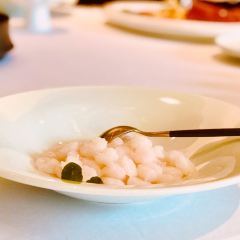 成隆行·颐丰花园(虹桥店) User Photo