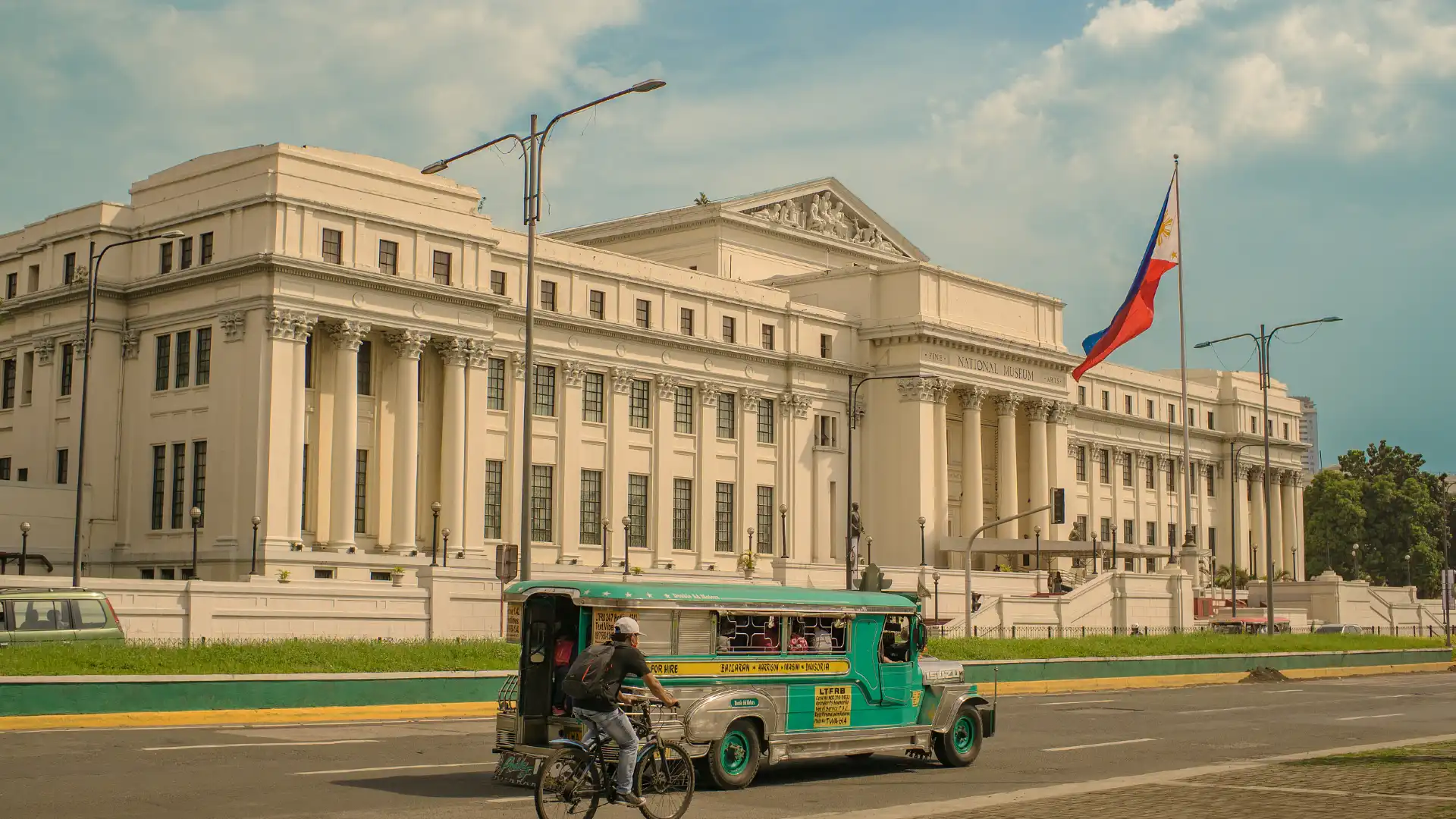 Hotels near National Museum of Fine Arts