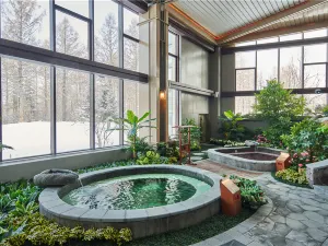 Changbai Mountain ClubMed Mediterranean Hot Springs