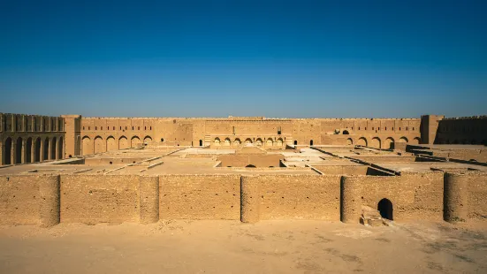 Al-Ukhaidir Fortress