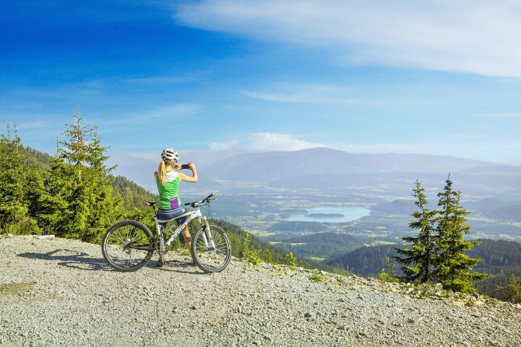 Compare 5 airports near Villach