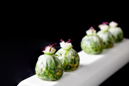 WUXITaihufandian·jichangxuanzhong Restaurant