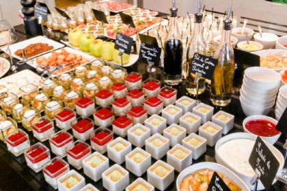 Monument Cafe Versailles