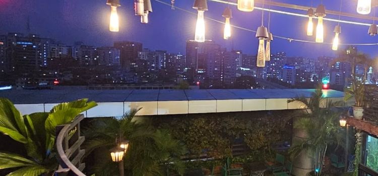 Rainy Roof Restaurant & Café