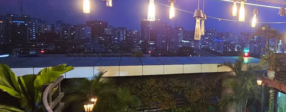 Rainy Roof Restaurant & Café