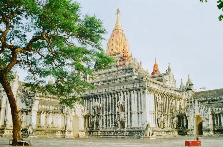 Các khách sạn gần Ananda Temple