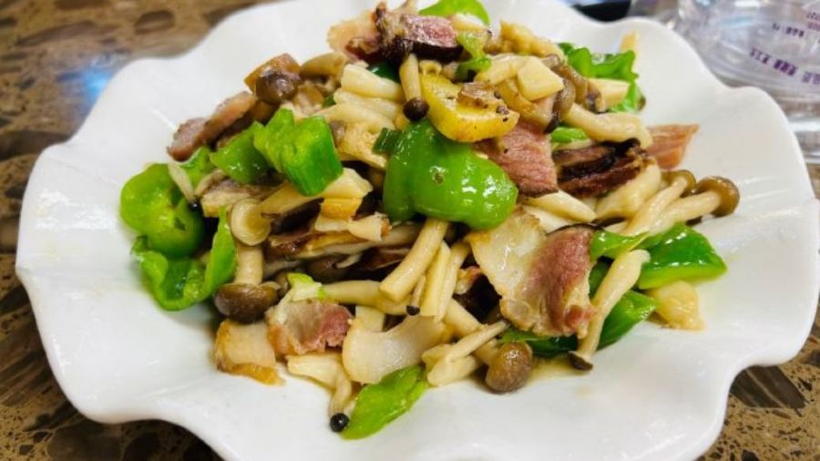 木楼人家老吊锅(神农剧院店)