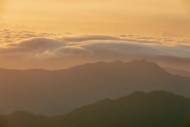 Sunrise Sightseeing in Linhai