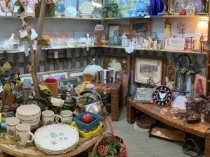Rags To Riches Flea Market