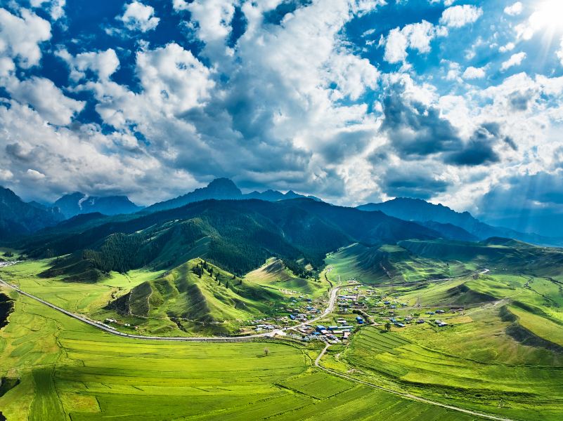 Huaihua to Tacheng Prefecture Flights